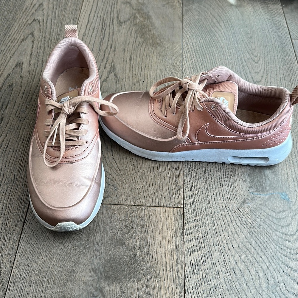 Rose Gold Nike